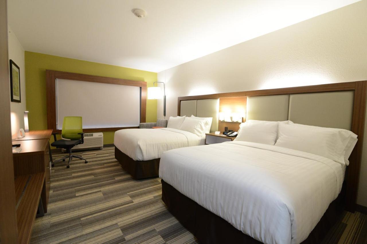 Express & Chicago North Shore - By Ihg 3*