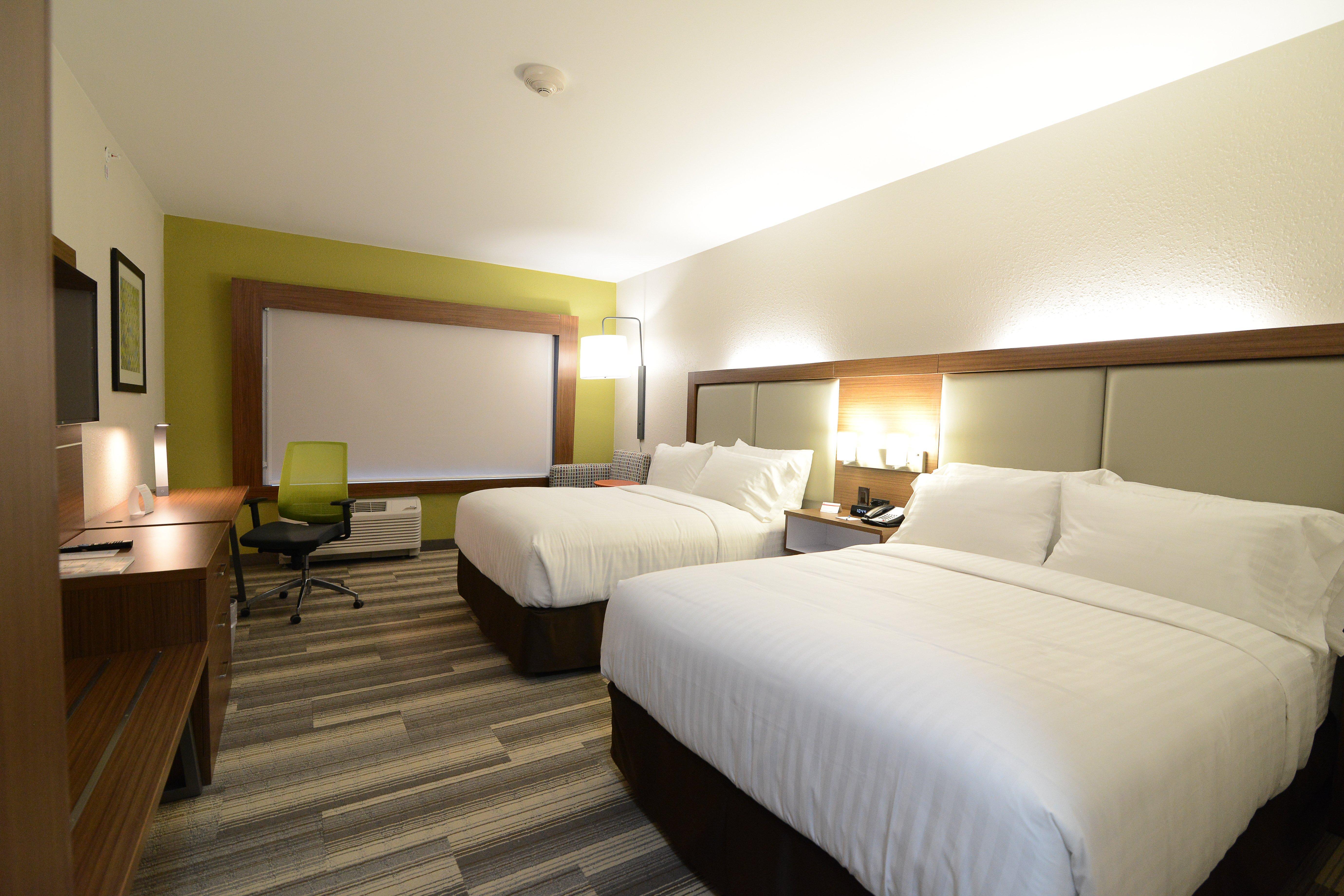 Express & Chicago North Shore - By Ihg Niles