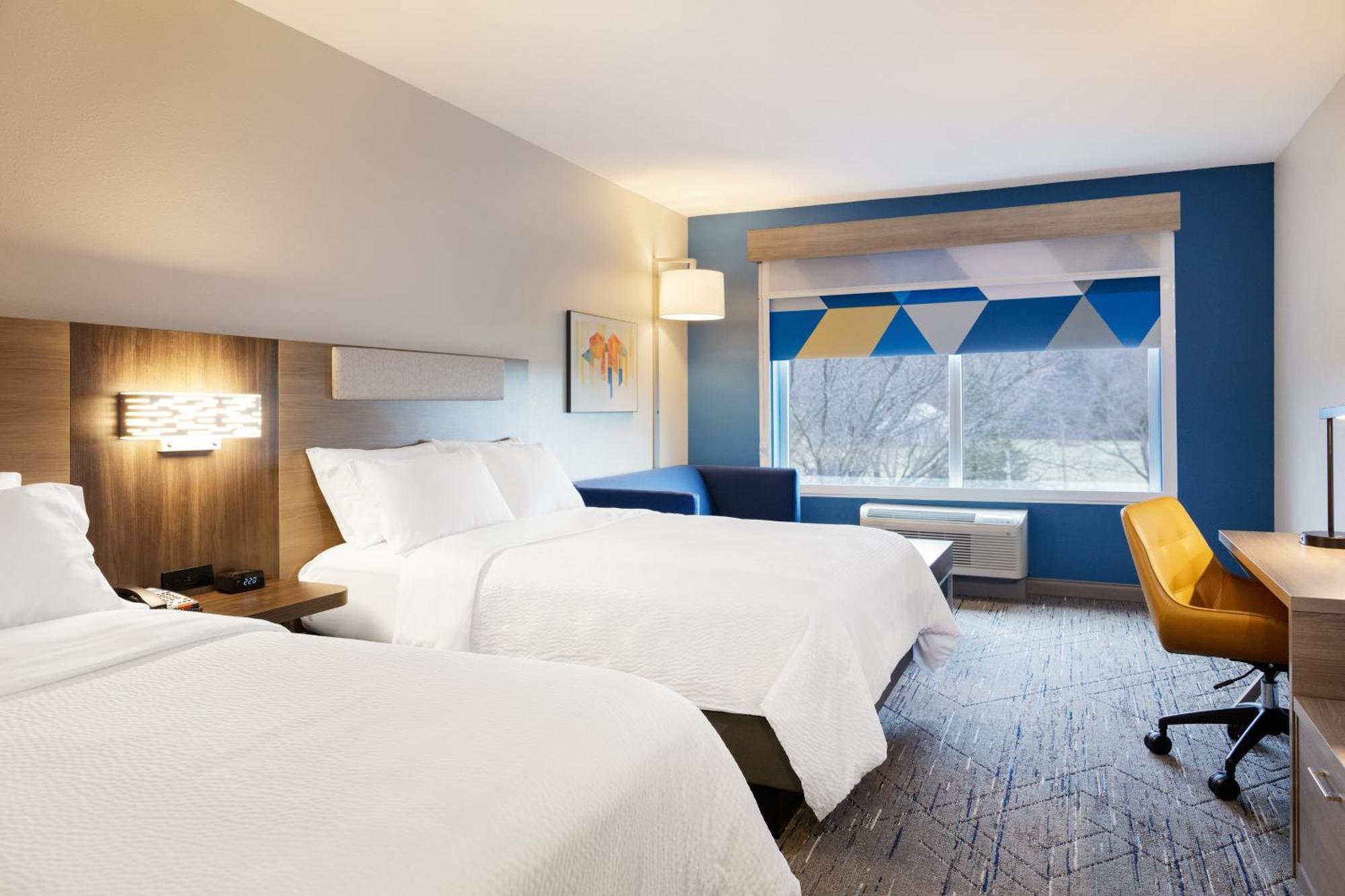 Express & Chicago North Shore - By Ihg Niles