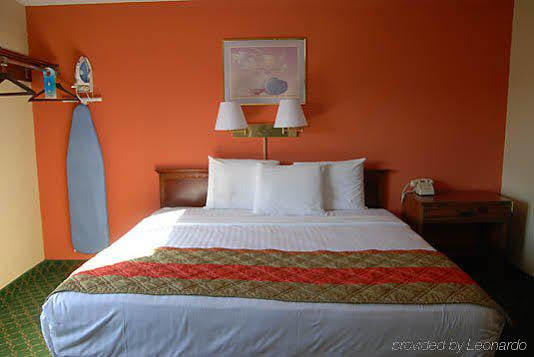 Express & Chicago North Shore - By Ihg 3* Niles