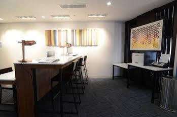 Express & Chicago North Shore - By Ihg 3*