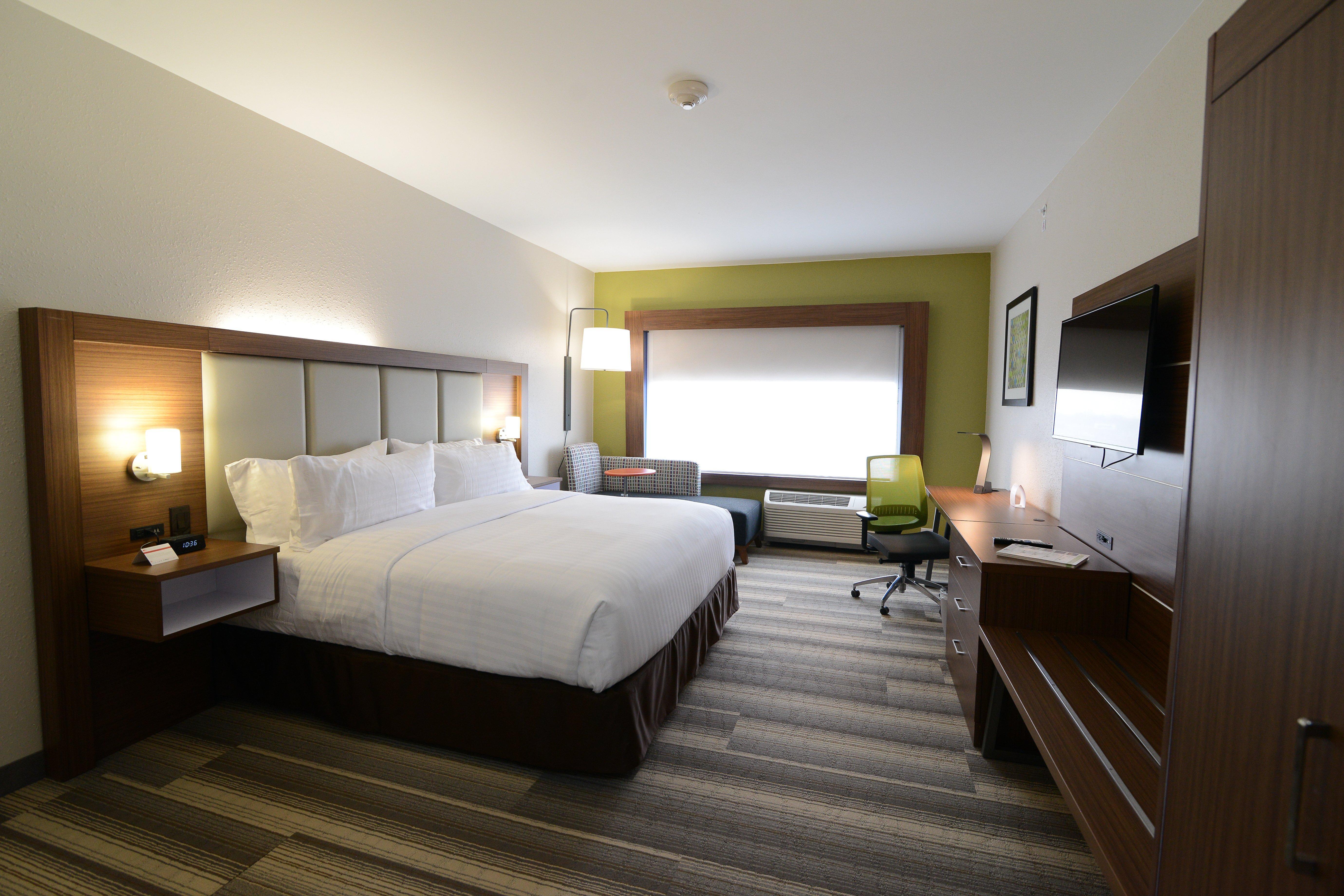 Holiday Express & Chicago North Shore - By Ihg 3*